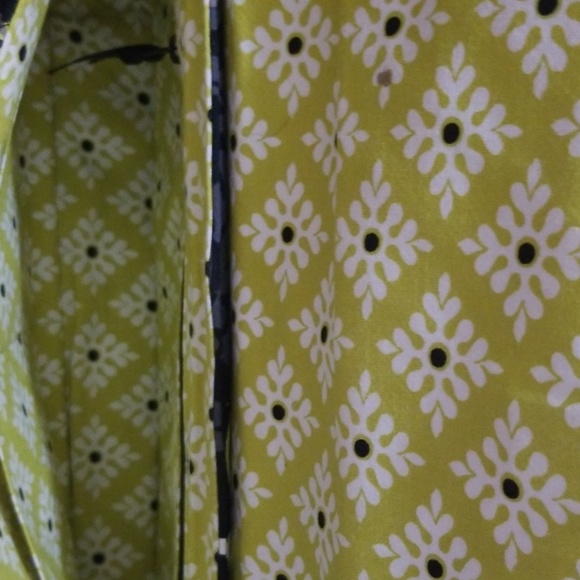 Vera Bradley clutch - Picture 4 of 5